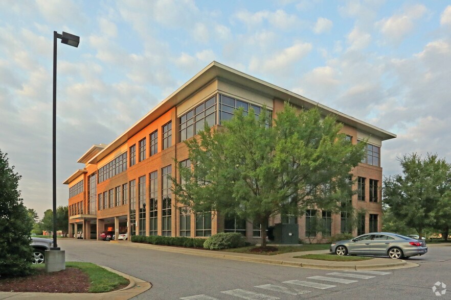 More Photos Of 7200 Creedmoor Rd, Raleigh Office For Lease