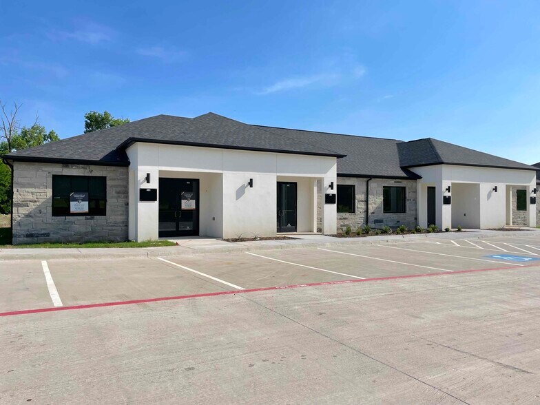 More Photos Of 3721 S Stonebridge Dr, McKinney Unknown For Lease
