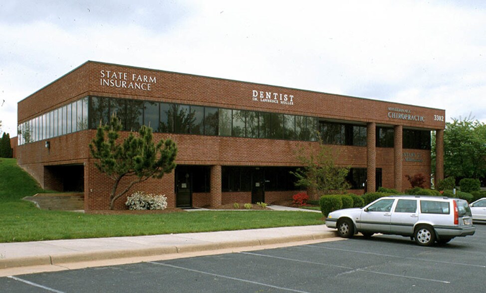 More Photos Of 3302 Old Bridge Rd, Woodbridge Office For Lease