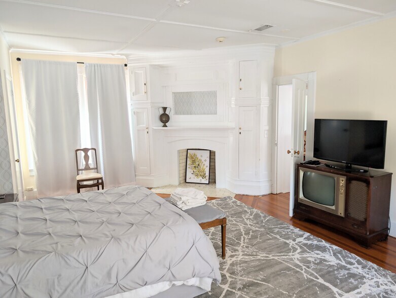 More Photos Of 59 Franklin St, Morristown Medical For Sale