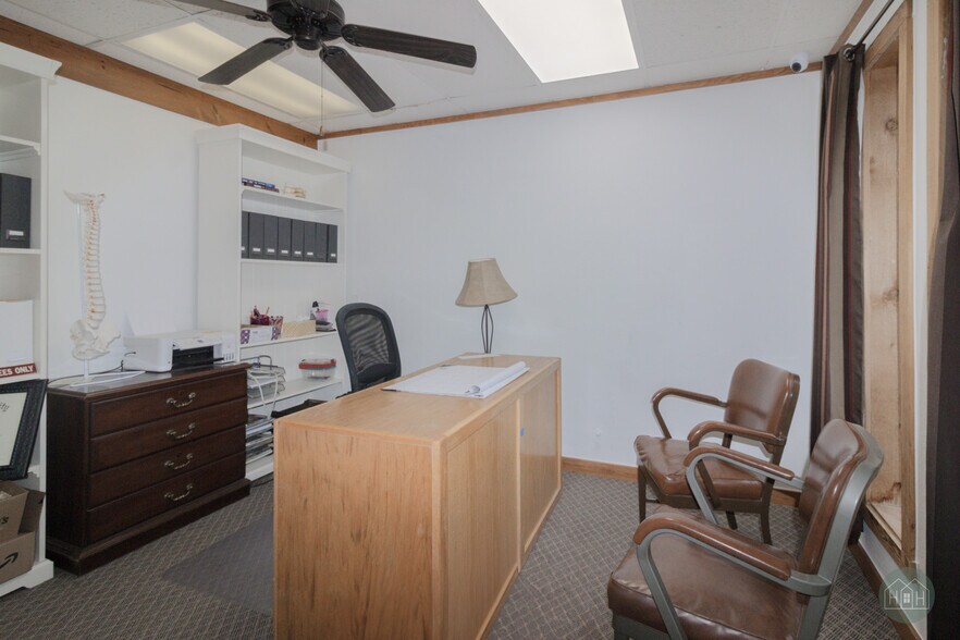 More Photos Of 3720 Wilbarger St, Vernon Flex For Sale