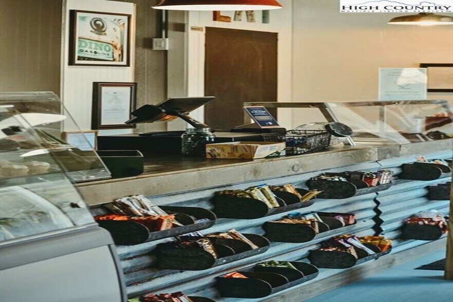 More Photos Of 3979 Jefferson Hwy, Mouth Of Wilson Restaurant For Sale