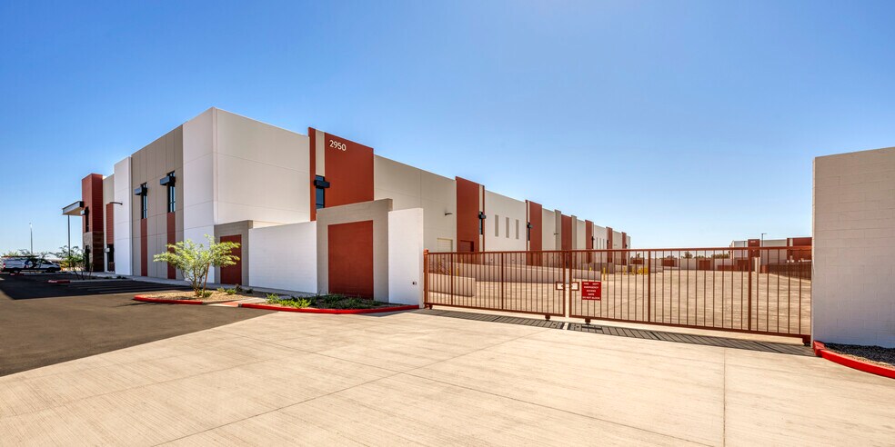 More Photos Of 905 E Queen Creek Rd, Chandler Unknown For Lease