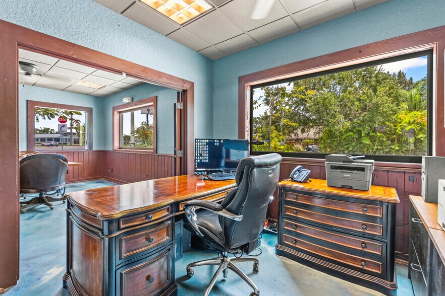More Photos Of 2095 NW Federal Hwy, Stuart Freestanding For Sale