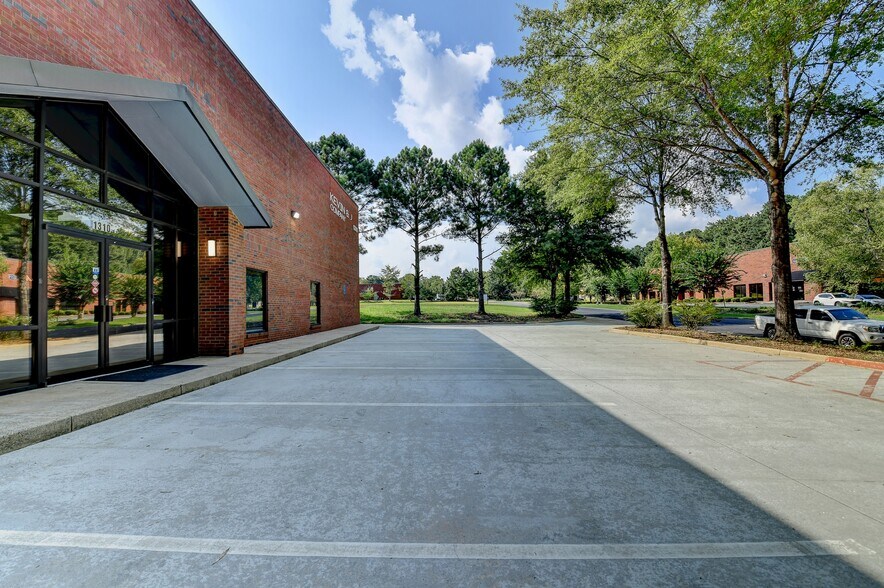 More Photos Of 1310 Capital Cir, Lawrenceville Warehouse For Sale
