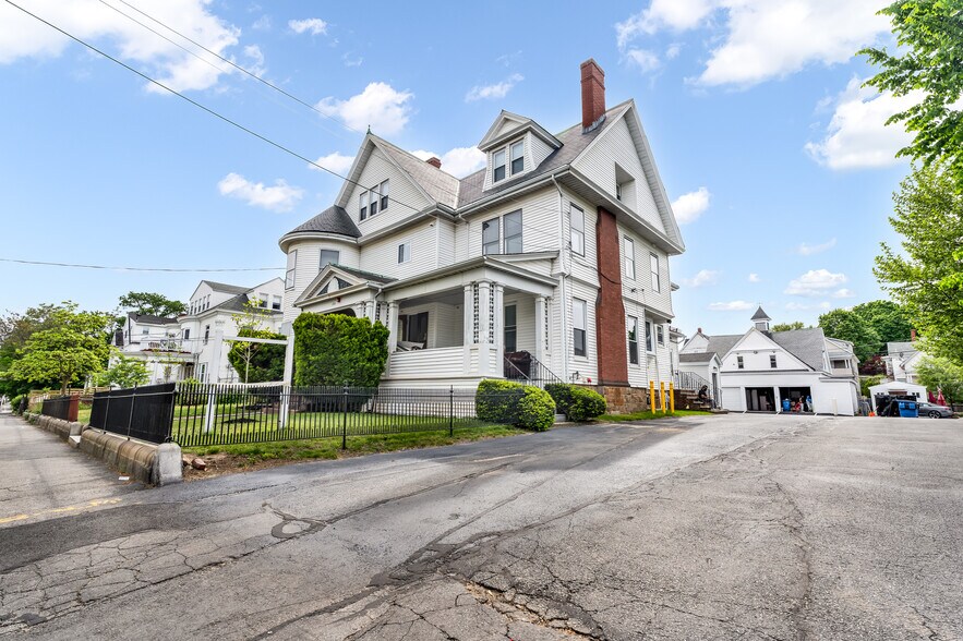 Primary Photo Of 180 Jackson St, Lawrence Office For Lease