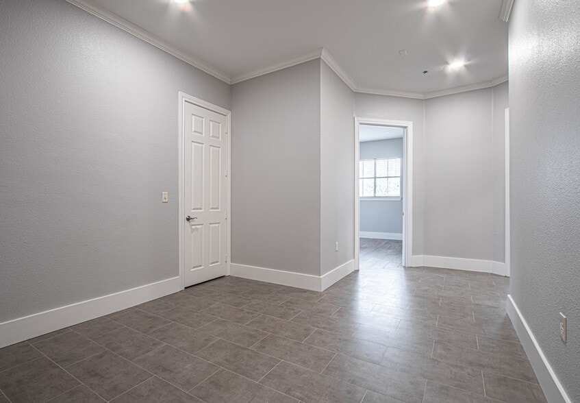 More Photos Of 2250 Pool Rd, Grapevine Office Residential For Sale