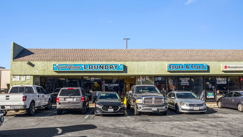 More Photos Of 43535 Gadsden Ave, Lancaster Unknown For Lease