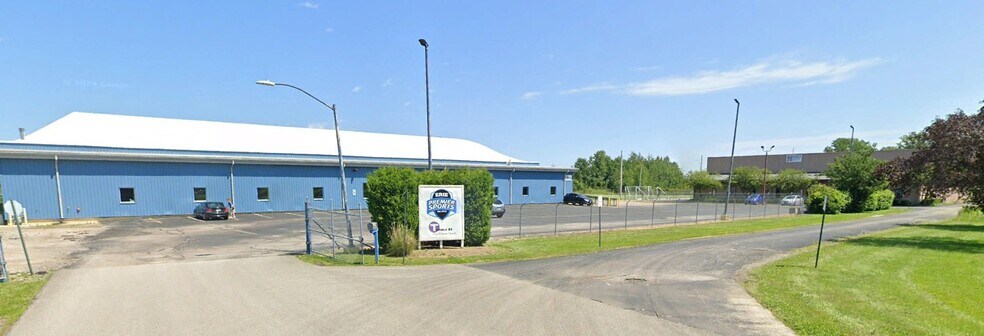 More Photos Of 4500 W Ridge Rd, Erie Warehouse For Sale