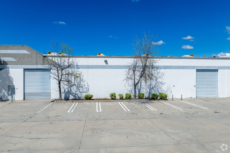 More Photos Of 2425 La Mirada Dr, Vista Manufacturing For Sale