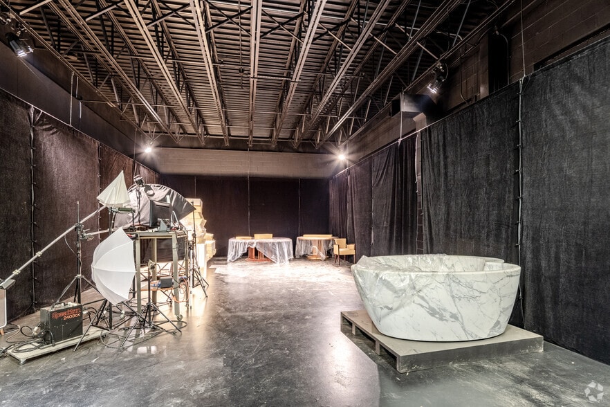 More Photos Of 480 Mundet Pl, Hillside Manufacturing For Sale