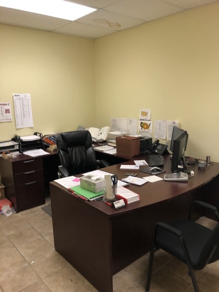 More Photos Of 2228 S Edwards St, Wichita Warehouse For Sale