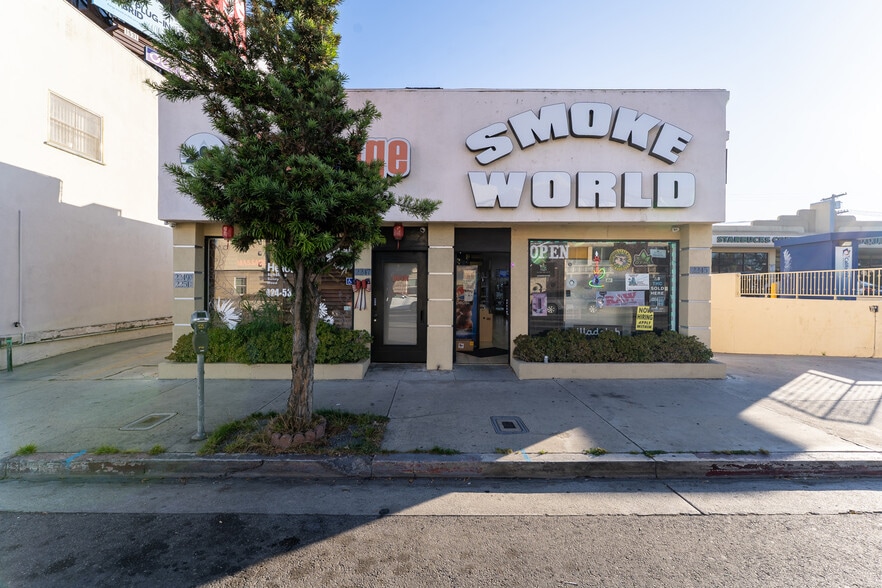 More Photos Of 2245-2251 Westwood Blvd, Los Angeles Storefront For Sale