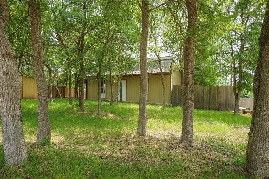 More Photos Of 140 Little Pool Rd, Buda Land For Sale