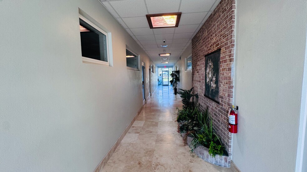 More Photos Of 722 S Atlantic Ave, Ormond Beach Medical For Lease