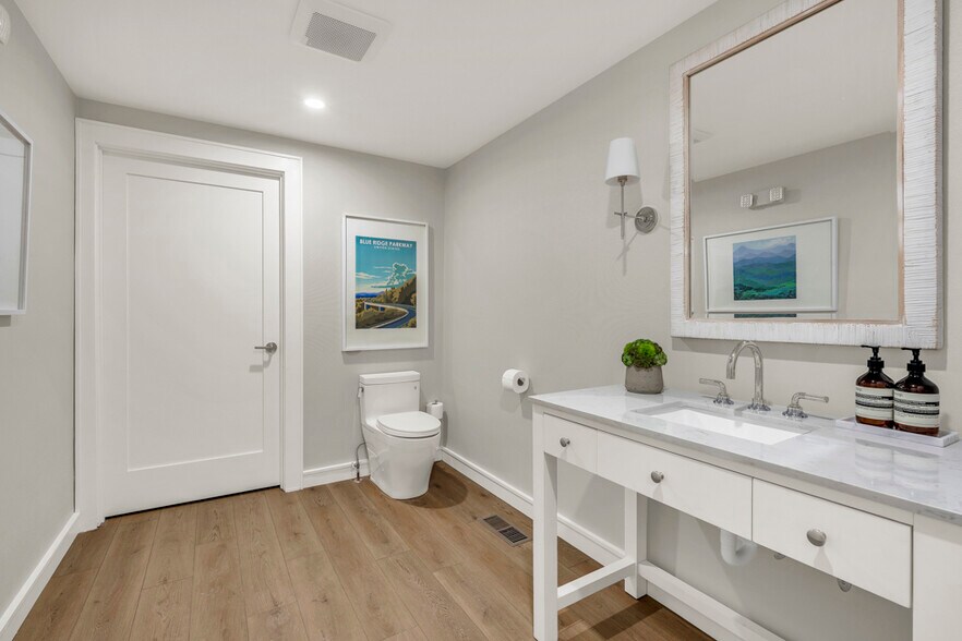 More Photos Of 232 Furman Rd, Boone Medical For Sale