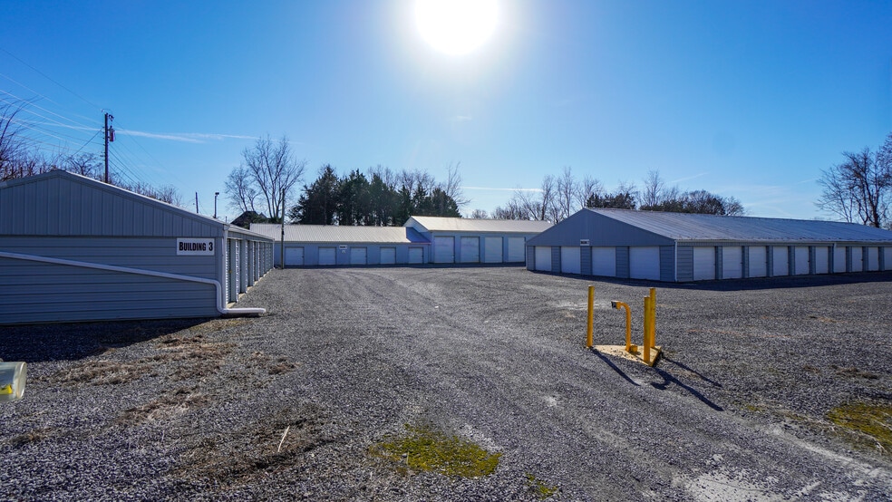 More Photos Of 239 Burnett Station Rd, Seymour Self Storage For Sale