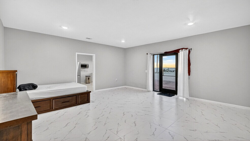 More Photos Of 1850 N FM 866, Odessa Warehouse For Sale