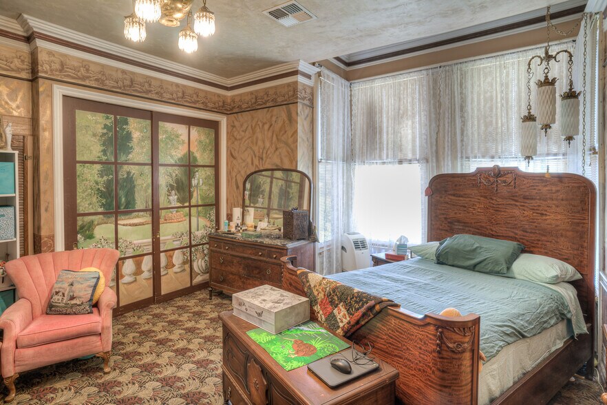 More Photos Of 2109 Robinson St, Oroville Specialty For Sale