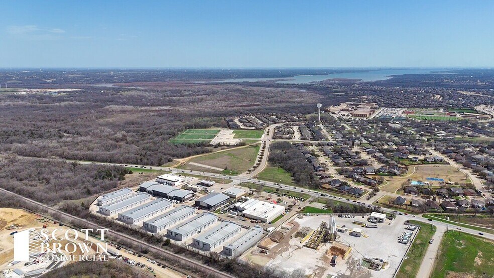 More Photos Of 1725 N Hwy 377, Roanoke Warehouse For Lease