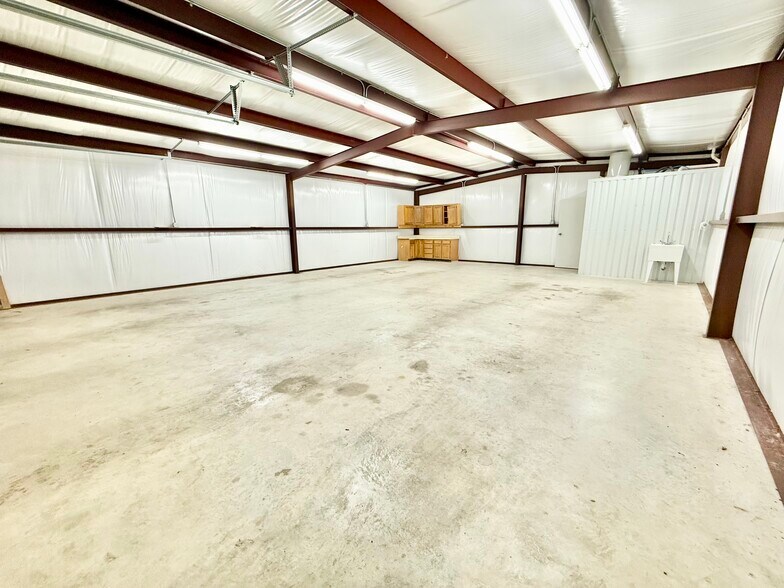 More Photos Of 1906 ave t, Hondo Flex For Sale