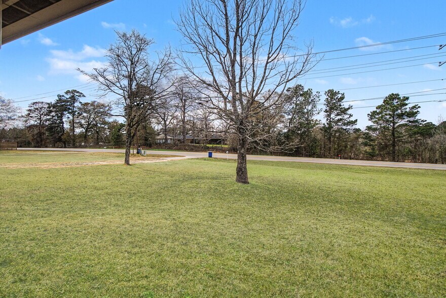 More Photos Of 9882 FM 149 Rd, Montgomery Flex For Sale