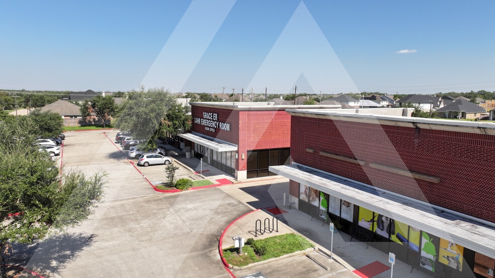 More Photos Of 1853 Pearland Pky, Pearland Unknown For Lease