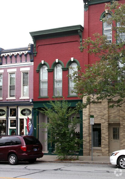 More Photos Of 1004 Main St, Lafayette Storefront Retail Office For Lease