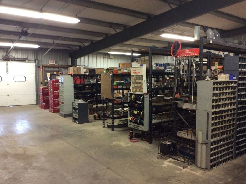 More Photos Of 14 Sewer Plant Rd, Buckhannon Warehouse For Lease