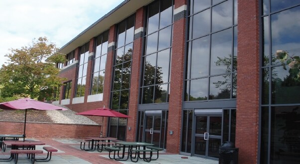 Primary Photo Of 10 Waterside Dr, Farmington Office For Lease