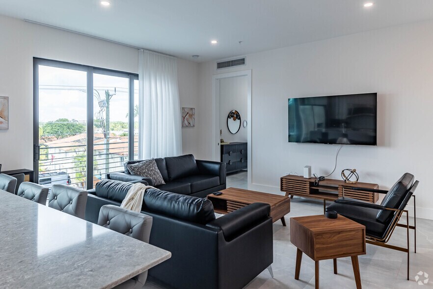 More Photos Of 2100 Miami Rd, Fort Lauderdale Apartments For Sale