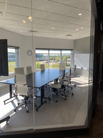 More Photos Of 15 Carlton Dr, St. Albert Flex For Sale