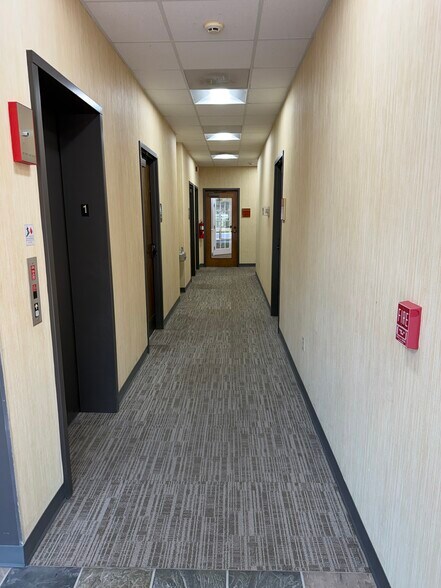 More Photos Of 4640 Valais Ct, Johns Creek Medical For Lease