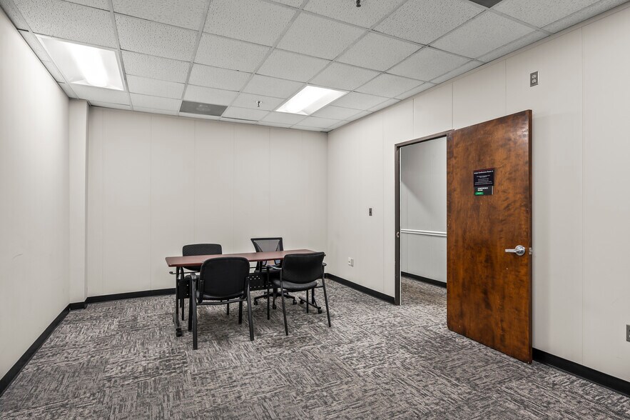 More Photos Of 8025 North Point Blvd, Winston-Salem Office For Lease