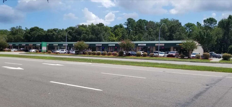 Primary Photo Of 800 Shipyard Blvd, Wilmington Storefront For Lease