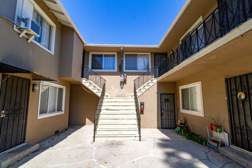 More Photos Of 11401 Washington Pl, Los Angeles Apartments For Sale