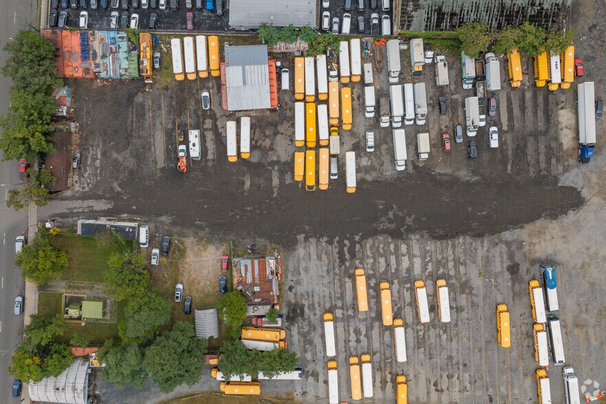 More Photos Of 2124 Mill Ave, Brooklyn Land For Lease