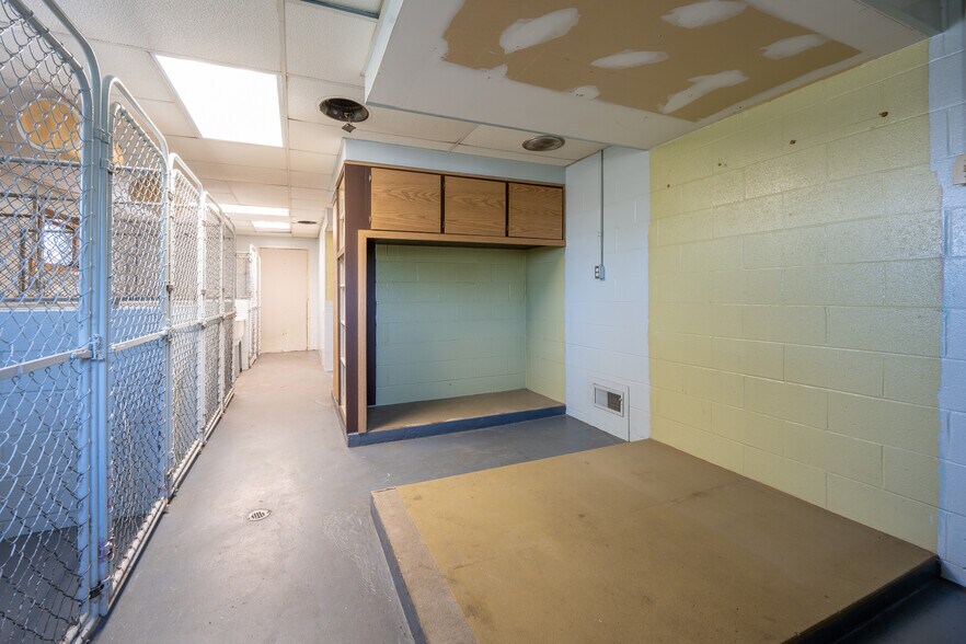 More Photos Of 5767 PA-981 Hwy, Latrobe Medical For Sale