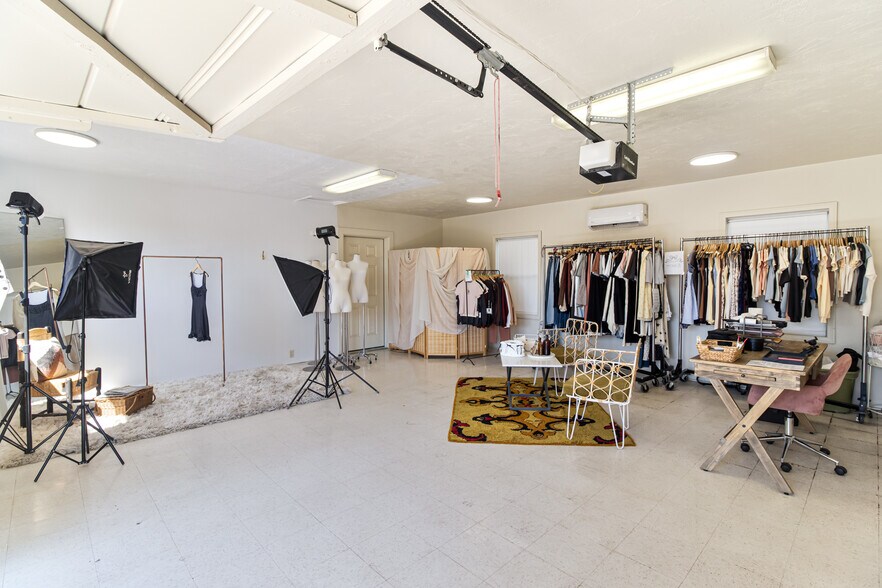 More Photos Of 2048 Mentone Blvd, Mentone Storefront Retail Residential For Sale