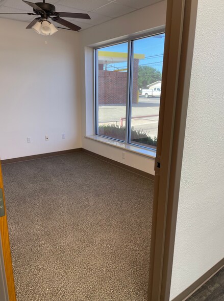 More Photos Of 4102 Old Jacksboro Hwy, Wichita Falls Medical For Lease