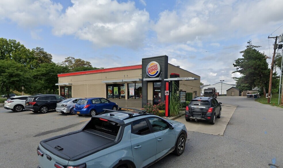 More Photos Of 1876 South Rd, Poughkeepsie General Retail For Sale