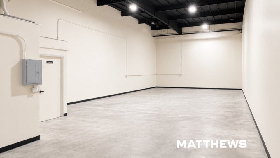 More Photos Of 21087 Cabot Blvd, Hayward Warehouse For Sale