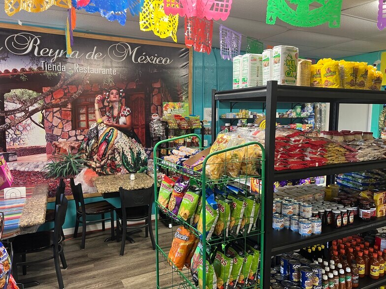 More Photos Of 1401-1417 Cleveland St, Clearwater Storefront Retail Office For Sale