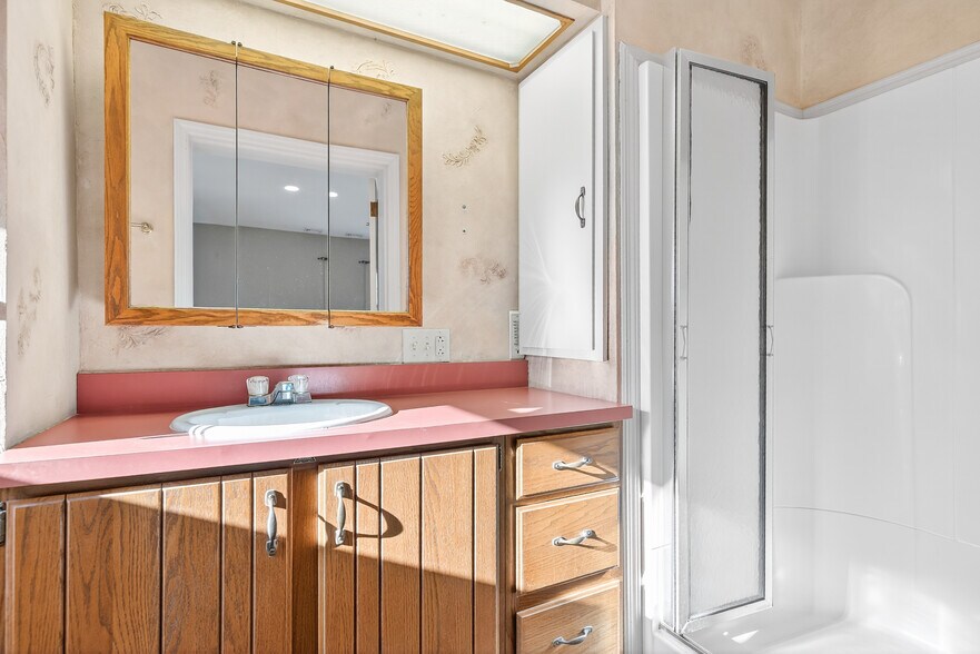 More Photos Of 1441 Saint Marys Ave, Sidney Office For Sale