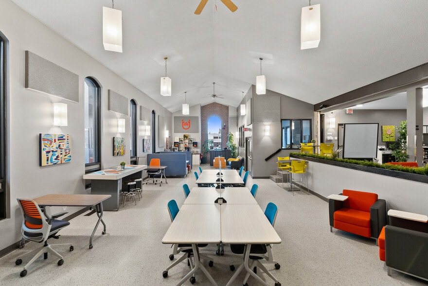 More Photos Of 499 Preston St, Ottawa Religious Facility For Sale