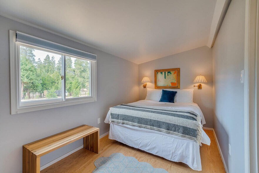 More Photos Of 25807 State Highway 189, Twin Peaks Hotel For Sale