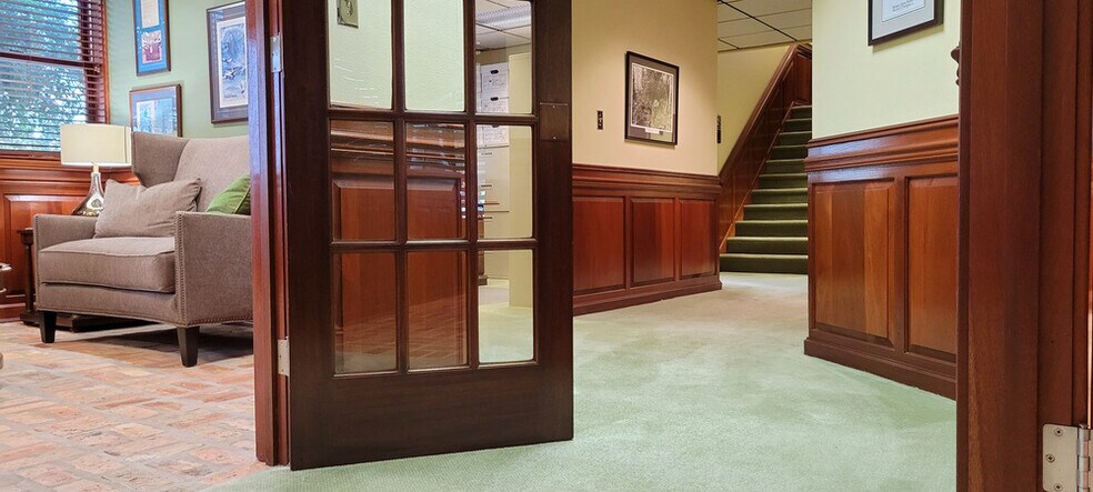 More Photos Of 627 E Government St, Pensacola Office For Sale