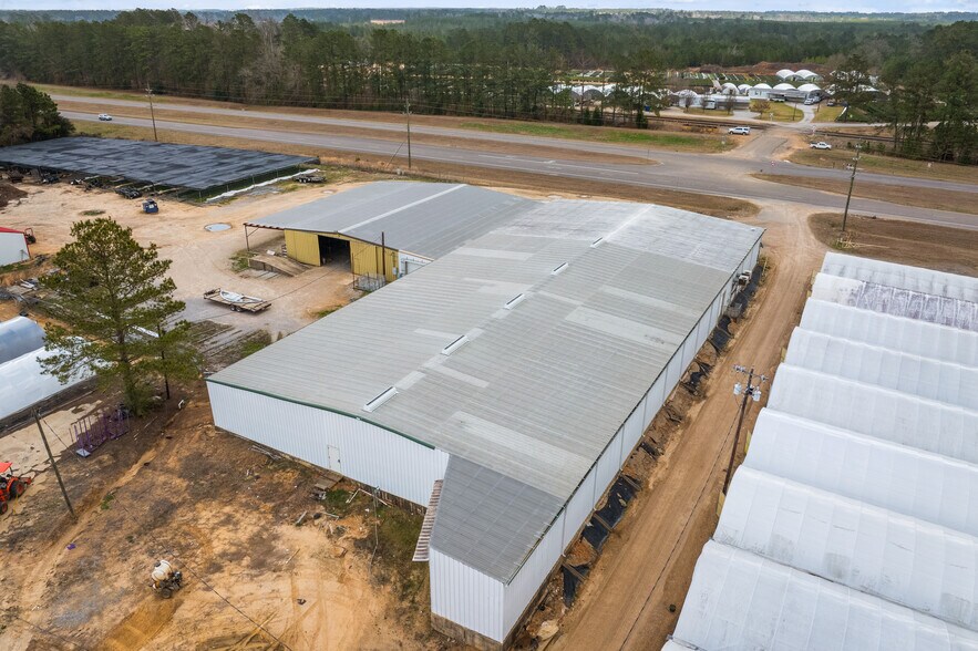 More Photos Of 10462 Hwy 165 S, Forest Hill Warehouse For Sale