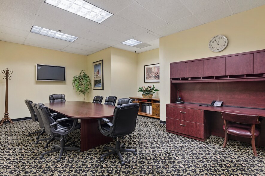 More Photos Of 535 Broadhollow Rd, Melville Office For Lease