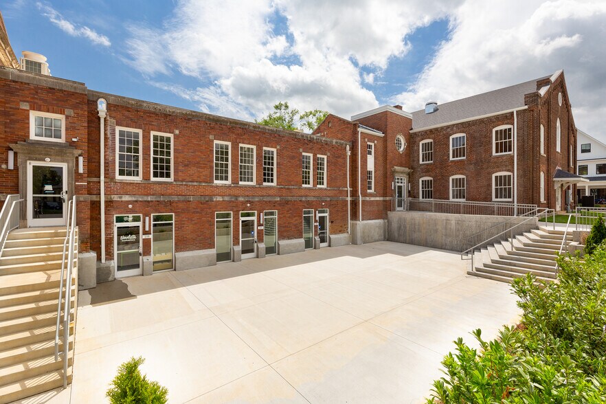 More Photos Of 1700 Greenwood Ave, Nashville Loft Creative Space For Lease